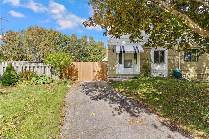 Property Photo:  1482 Wildren Place  ON N3H 5A9 