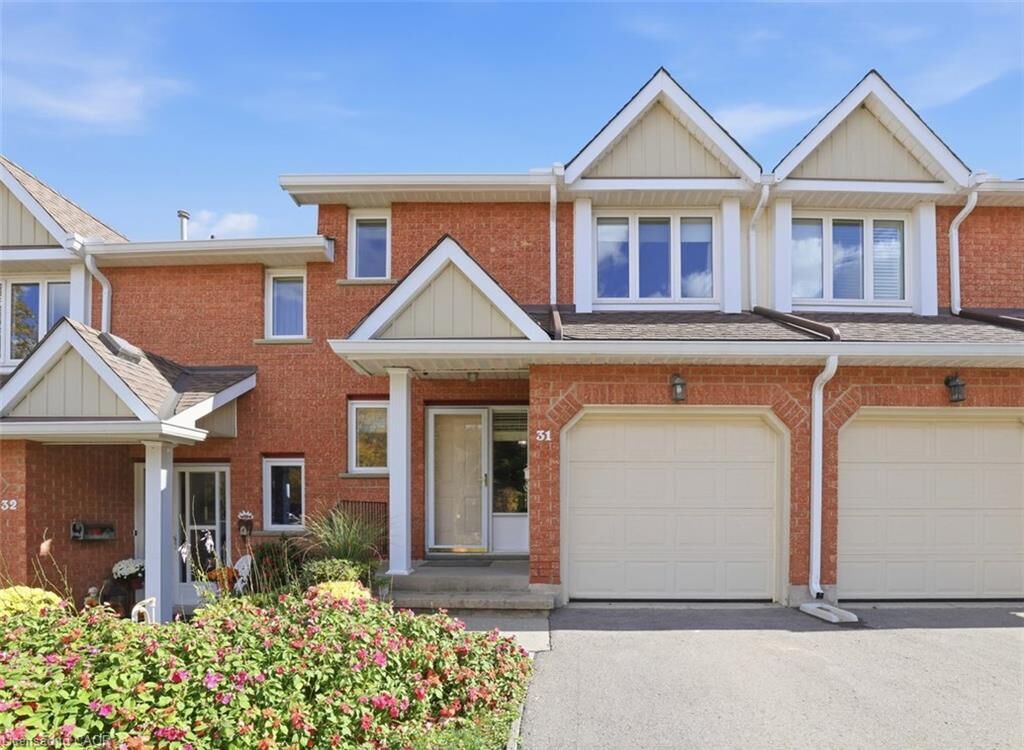 Property Photo:  525 Beechwood Drive 31  ON N2T 2G7 