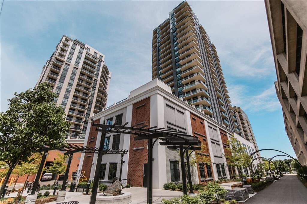 Property Photo:  155 Caroline Street S 1209  ON N2L 0J8 