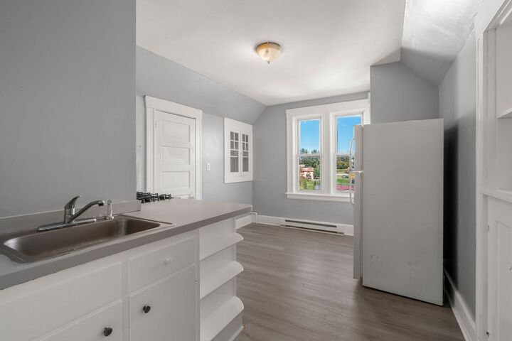 Property Photo:  107 Vernon St  MA 01610 