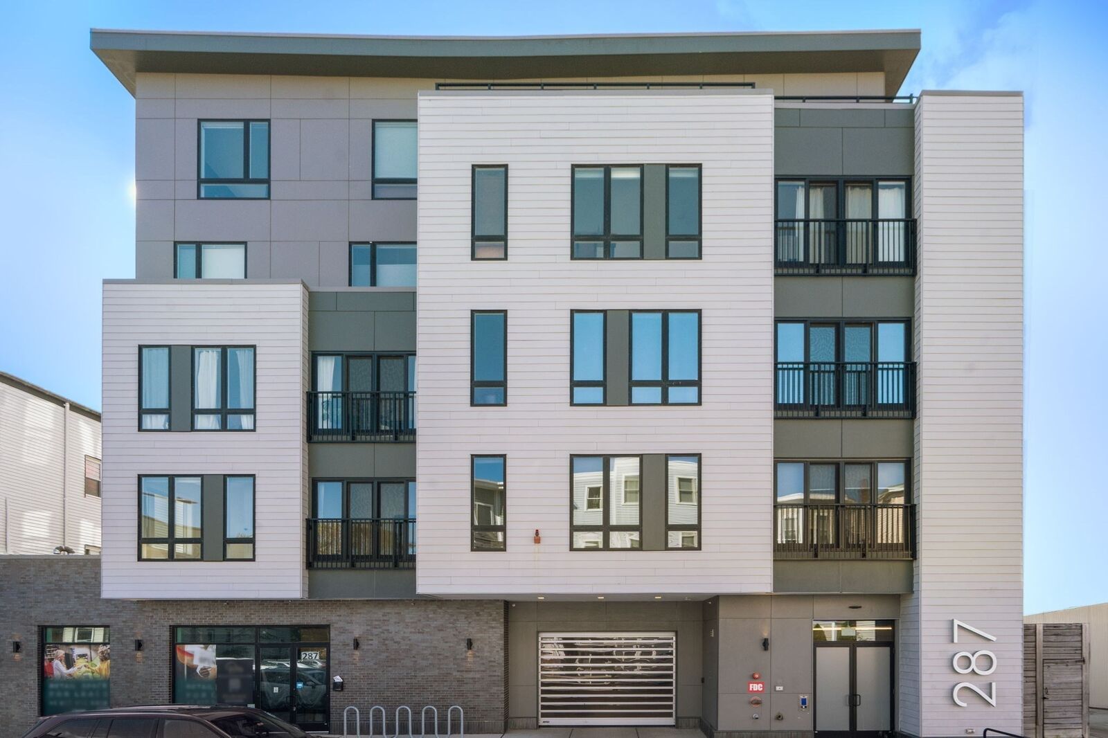 Property Photo:  287 Maverick St 309  MA 02128 