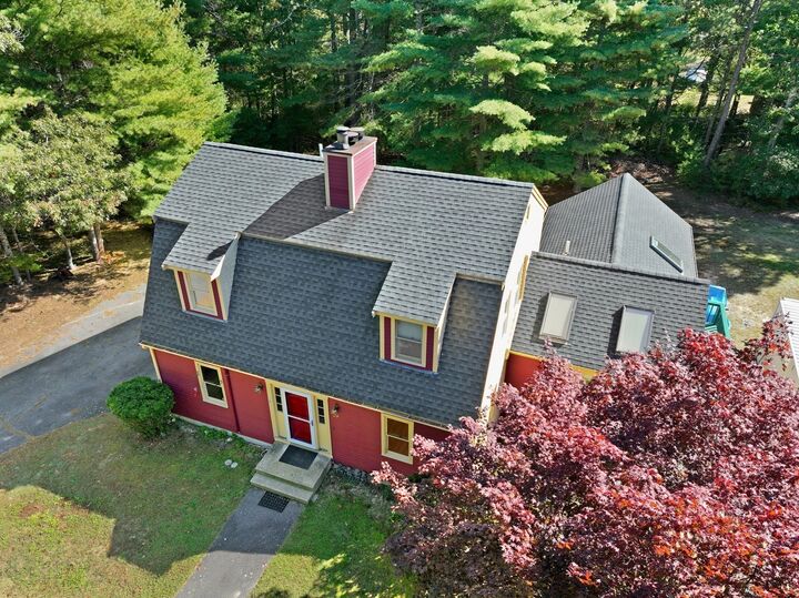 Property Photo:  29 Cabot Circle  MA 02360 