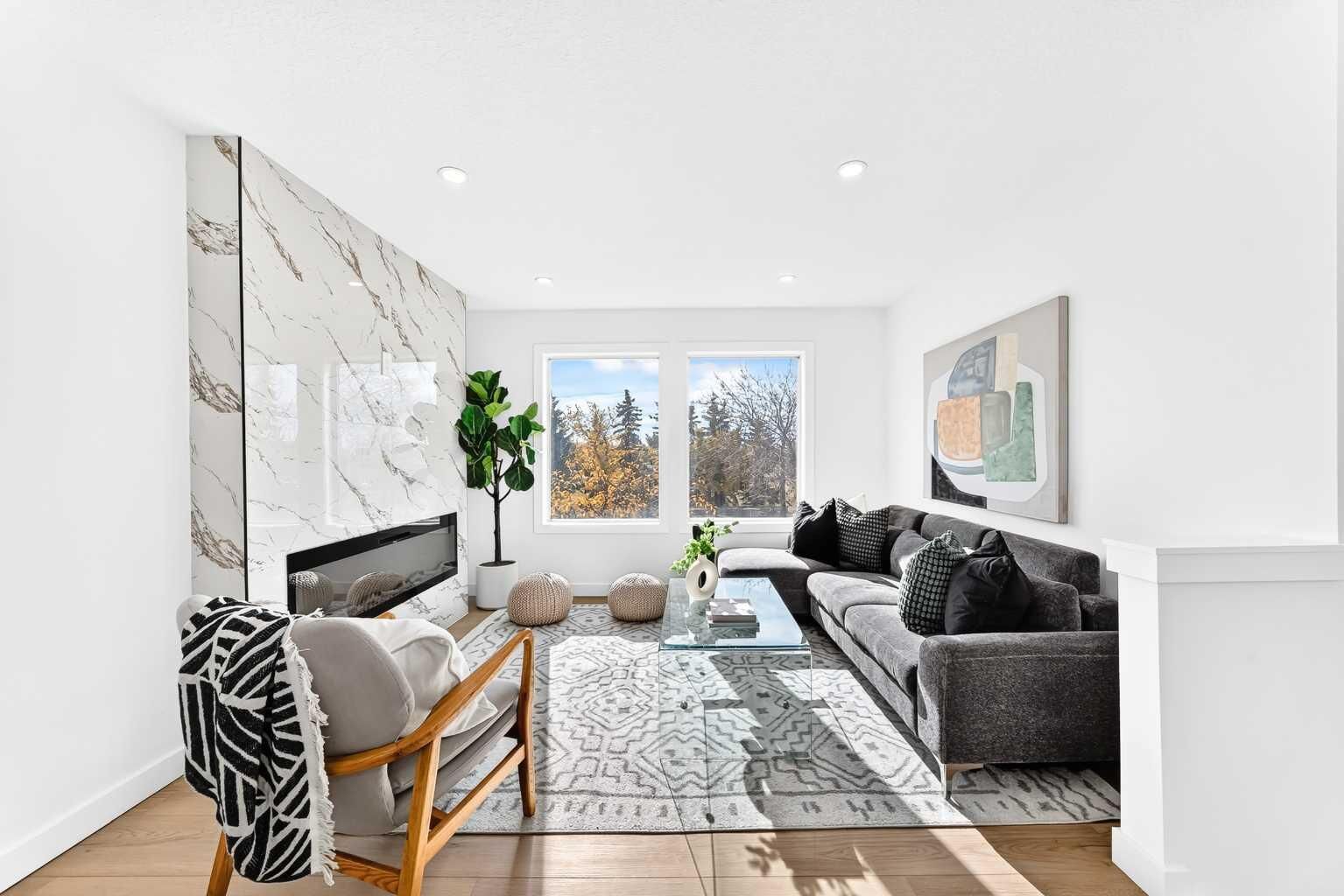 Property Photo:  68 Erin Park Drive SE  AB T2B 2Z9 