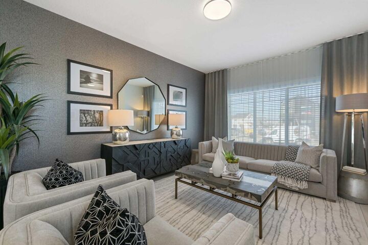 Property Photo:  9941 Huxbury Drive NE  AB T2A 8C3 