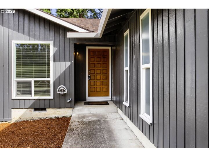 Property Photo:  21216 SW 90th Ave  OR 97062 