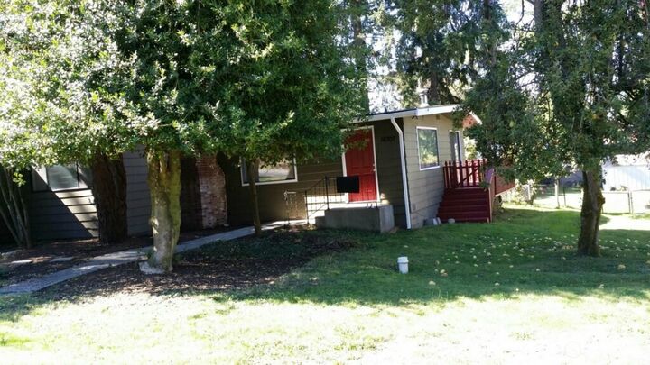 Property Photo: 16707 79th Place NE WA 98028