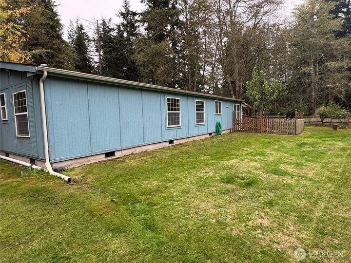 Property Photo:  4469  Hett Lane  WA 98277 