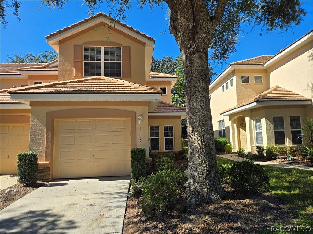 Property Photo:  1698 W Spring Meadow Loop  FL 34461 