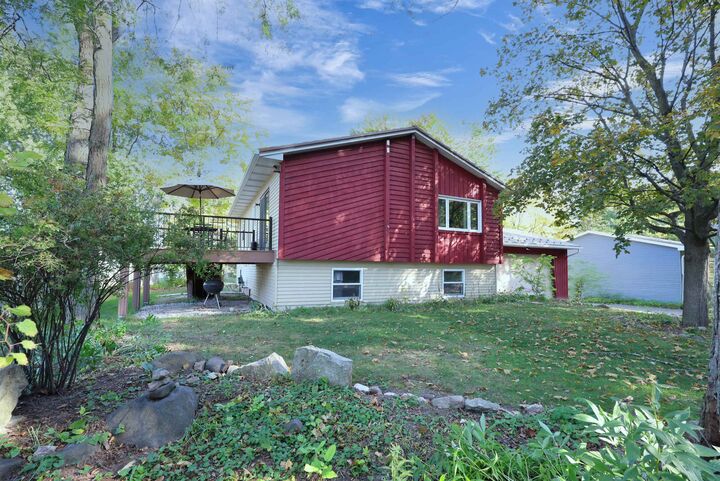 Property Photo:  333 Parkwood Drive  WI 54956 