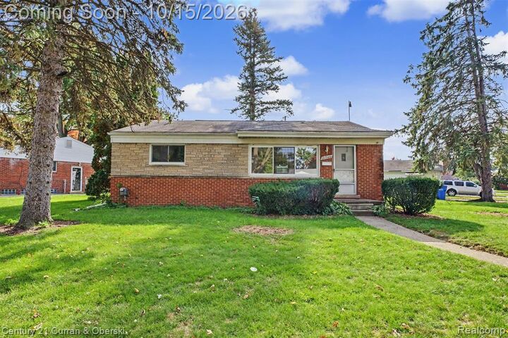 Property Photo: 31740 Norrid Circle MI 48092