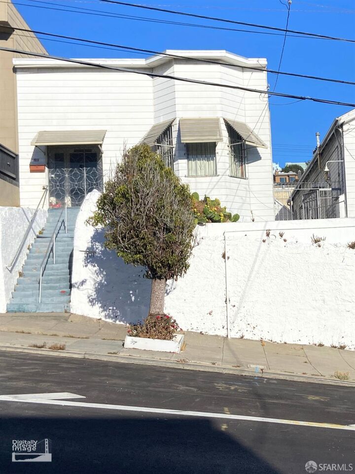 Property Photo:  1101 Rhode Island Street  CA 94107 