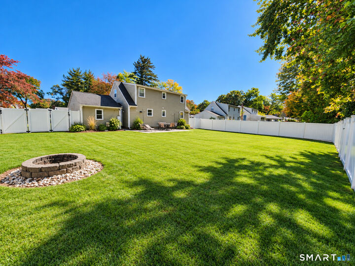 Property Photo:  45 Rich Lane  CT 06010 