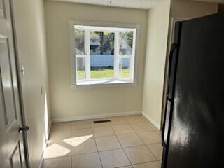 Property Photo: 1610 Genoa Place OH 43227