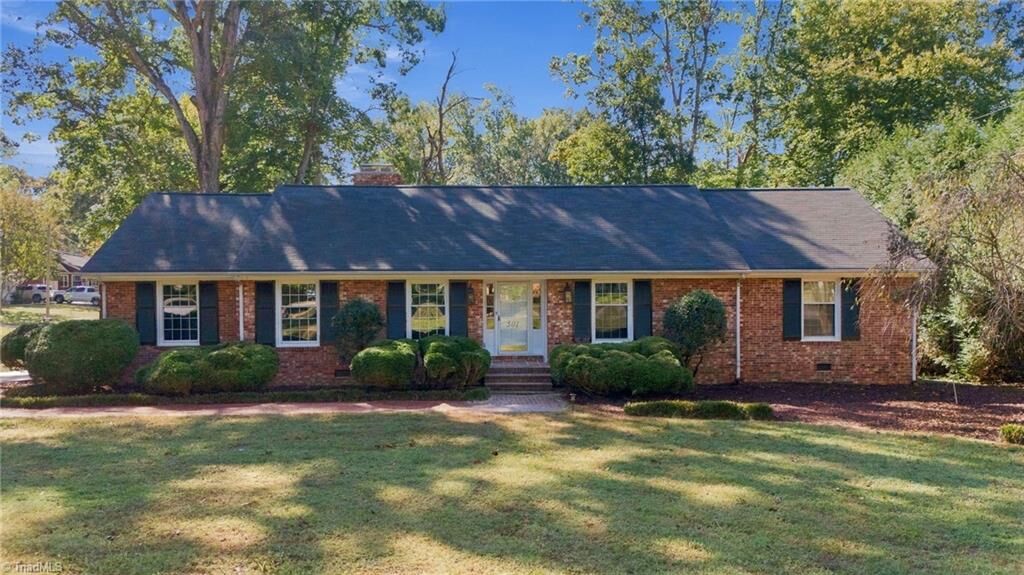 Property Photo: 501 Mendenhall Road NC 27282