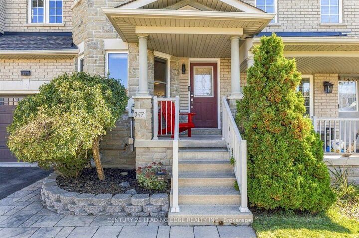 Property Photo: 347 Woodfern Way ON L3X 2X1