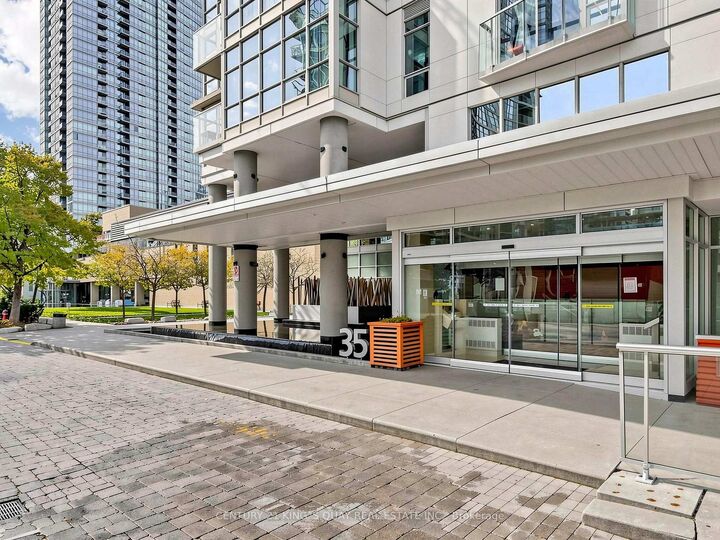 Photo de la propriété:  35 Mariner Terrace 1502  ON M5V 3V9 