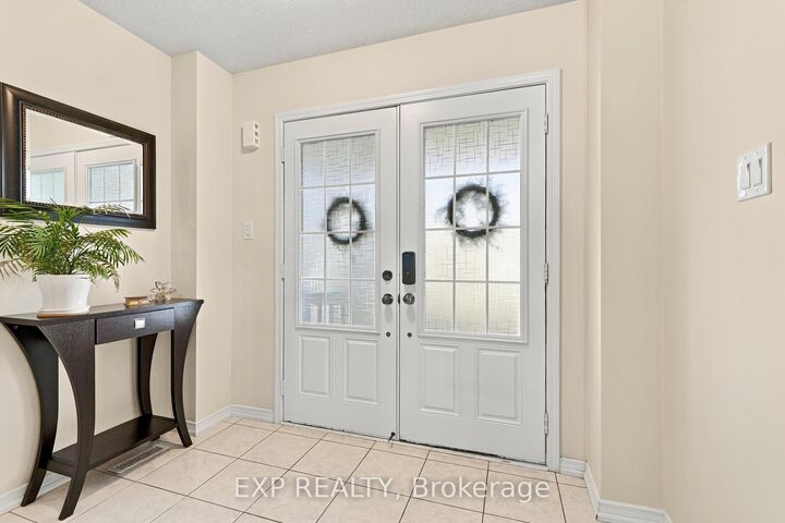 Property Photo:  7720 Shadbush Lane  ON L2H 3R3 