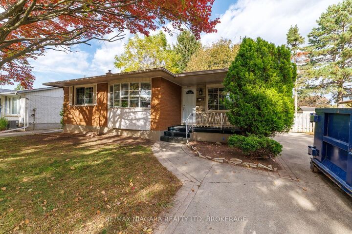 Property Photo: 4344 Pettit Avenue ON L2E 6K8