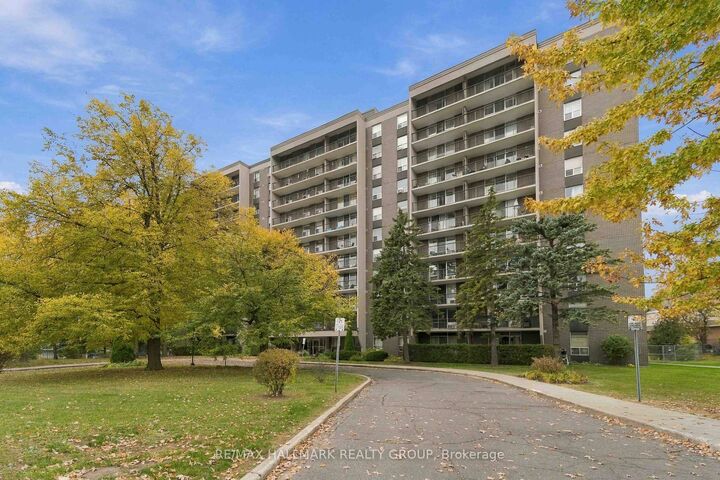 Property Photo:  2400 Virginia Drive 1007  ON K1H 8L3 