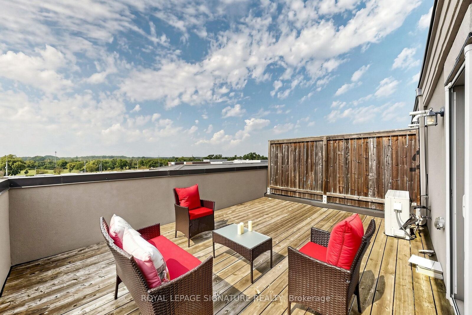 Property Photo:  2441 Greenwich Drive 11  ON L6M 0S3 