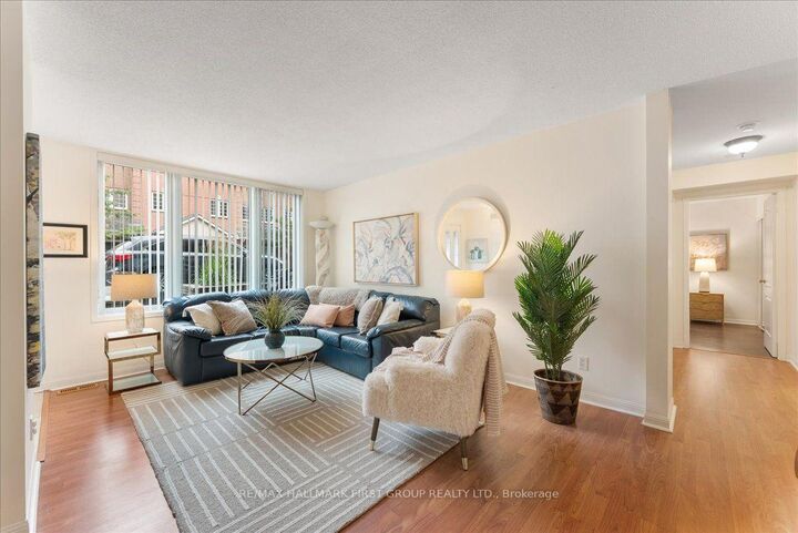 Property Photo: 1400 The Esplanade N/A N 607 ON L1V 6V2