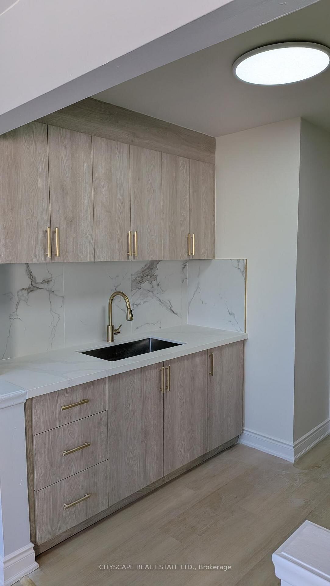 Property Photo:  286 Saguenay Avenue 9  ON L1J 2M8 