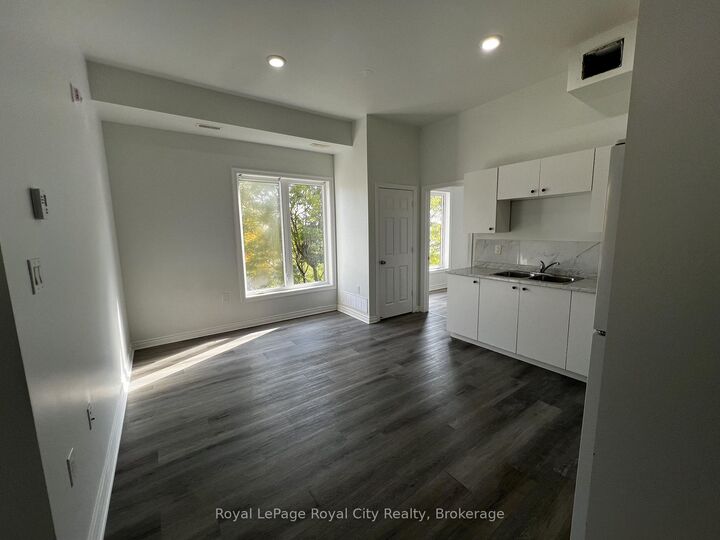 Property Photo:  71 Victoria Street 301  ON N0B 1S0 
