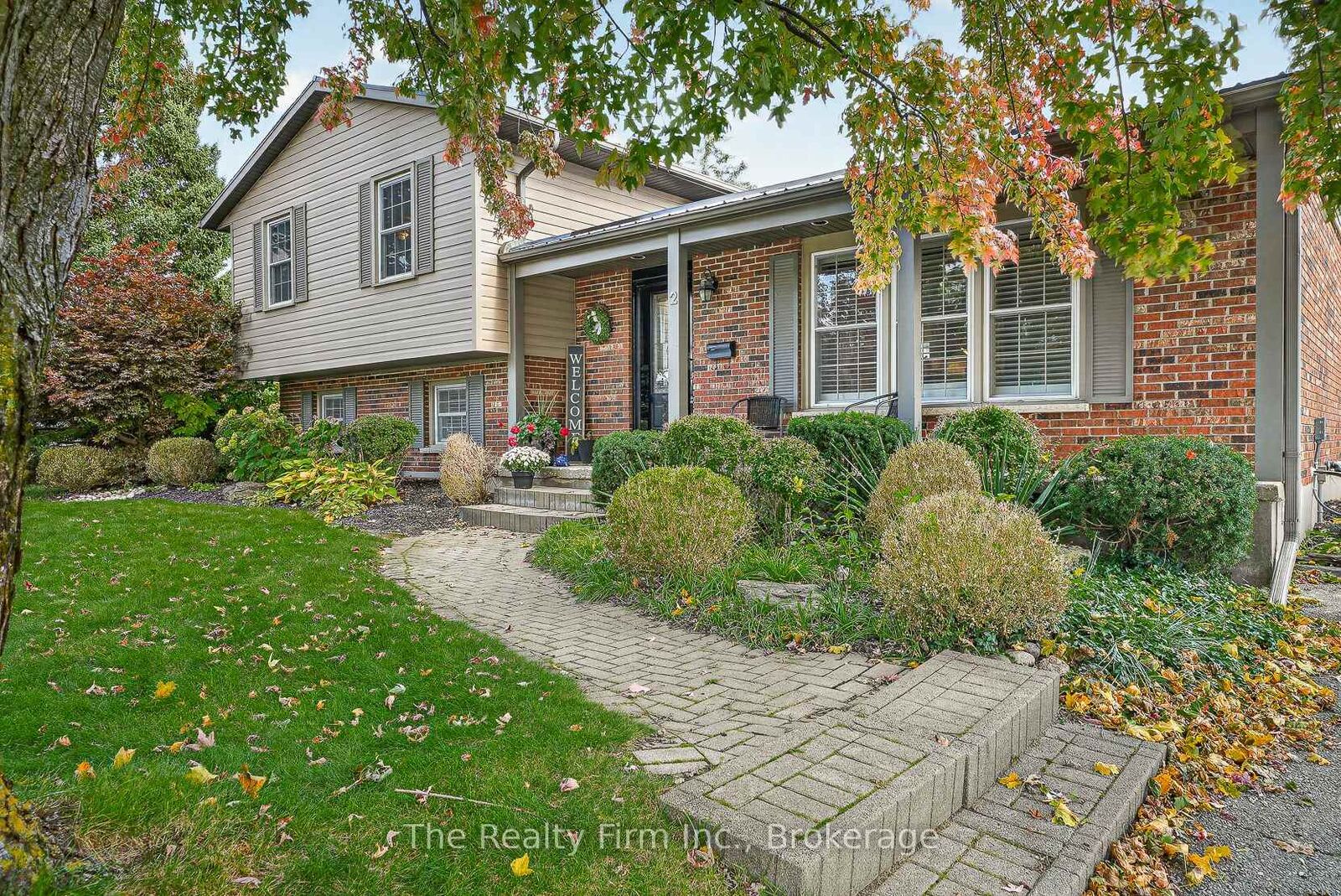Property Photo:  2 Greenwood Road  ON N5C 3N1 