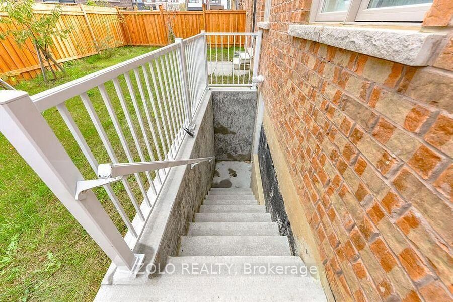 Property Photo:  21 Cattail Crescent Basement  ON L8B 1Z6 