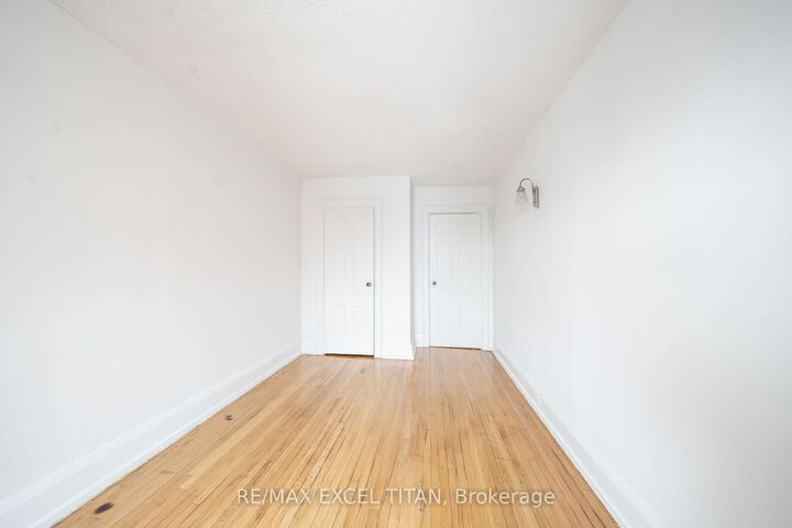 Property Photo:  10 Kingston Road 81  ON M4L 2S4 