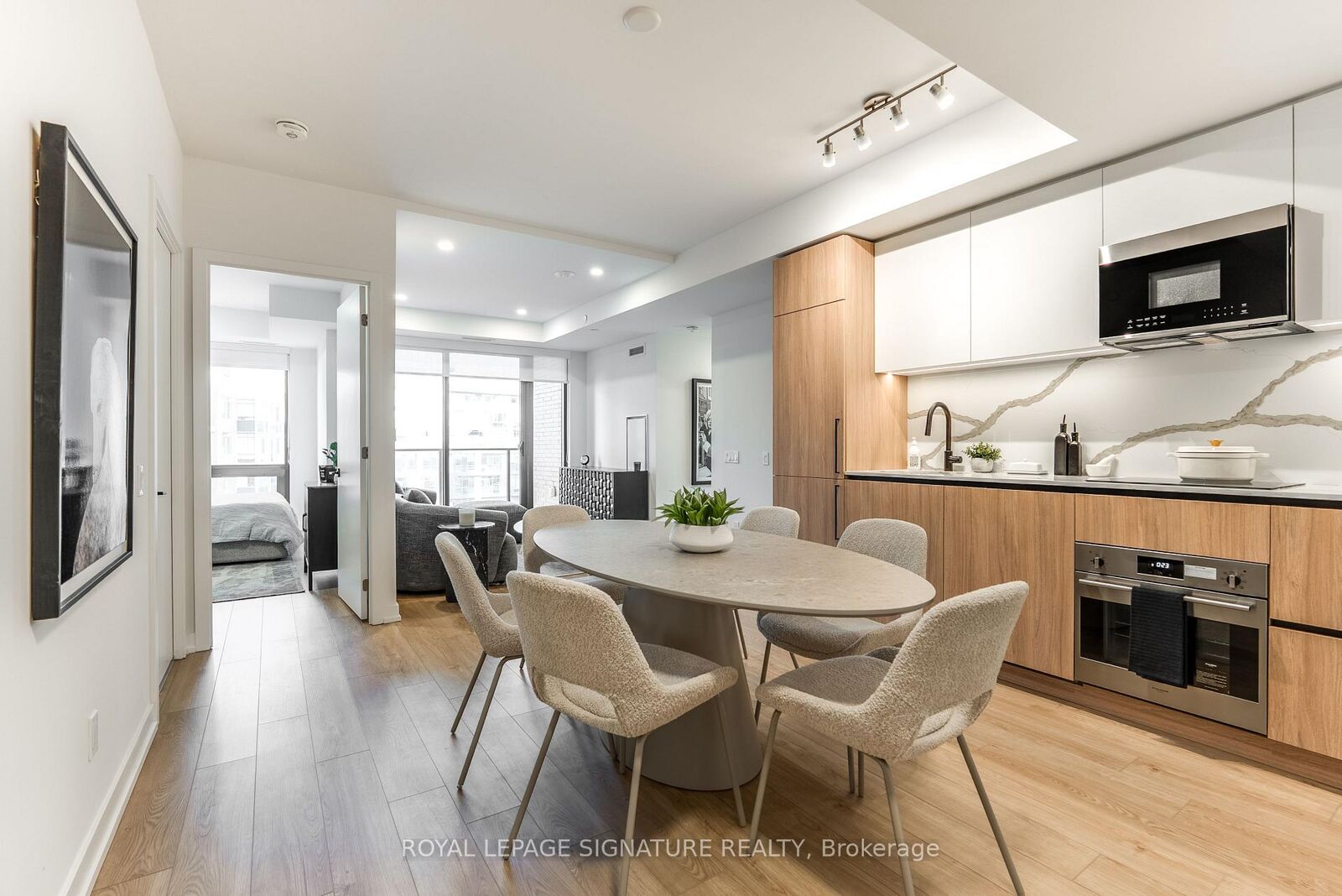 Property Photo:  35 Parliament Street 608  ON M5A 0Z5 