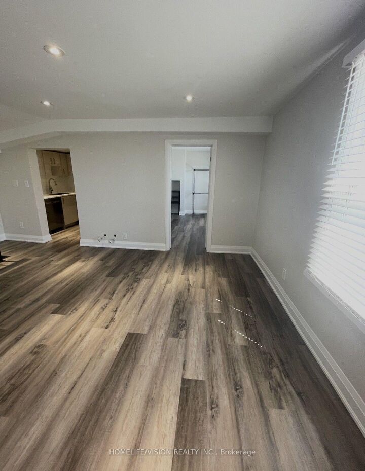 Property Photo:  6273 Yonge Street  ON L0L 1K0 
