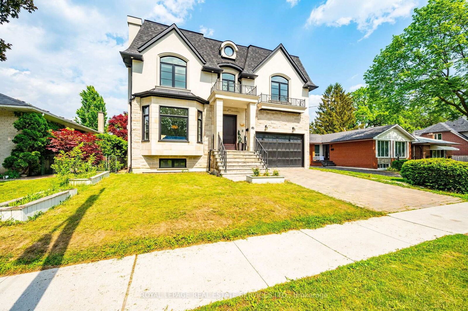 Property Photo:  63 Burrows Avenue L  ON M9B 4W8 