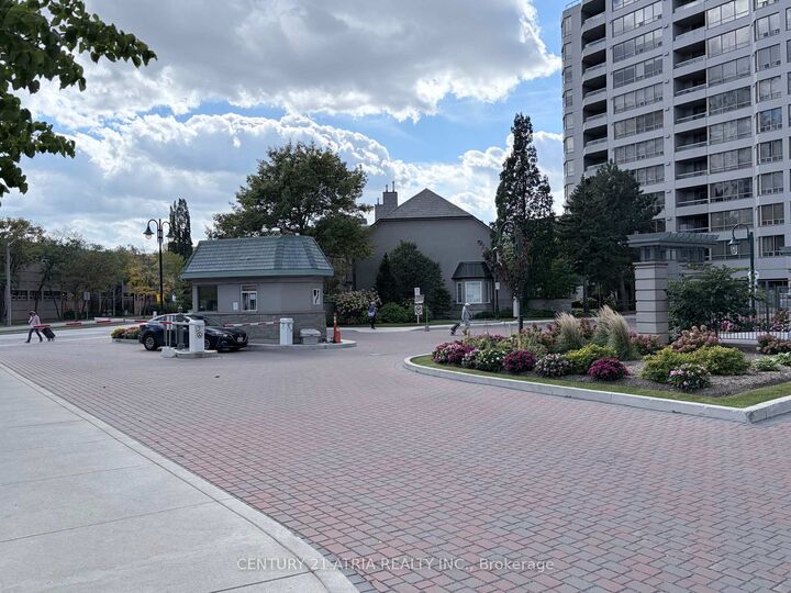 Property Photo:  168 Bonis Avenue 602  ON M1T 3V6 
