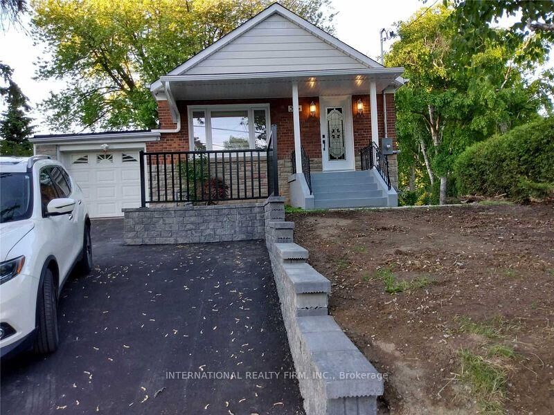 Property Photo:  5 Aylesford Drive Lower B2  ON M1N 1L6 
