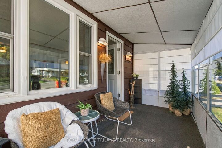 Property Photo:  191 Barker Street  ON N5Y 1Y2 
