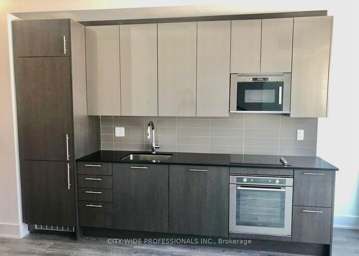 Property Photo:  403 Church Street 1404  ON M4Y 0C9 