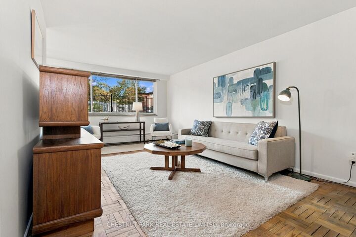 Property Photo:  158 Crescent Road  ON M4W 1V2 