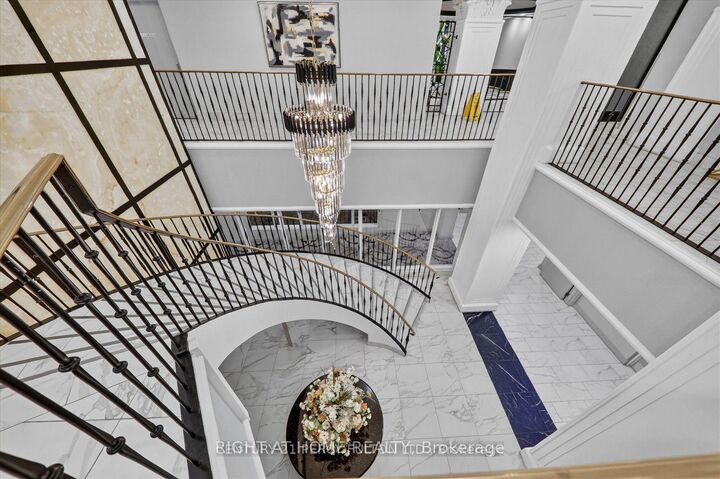 Property Photo: 61 Town Centre Court E 608 ON M1P 5C5