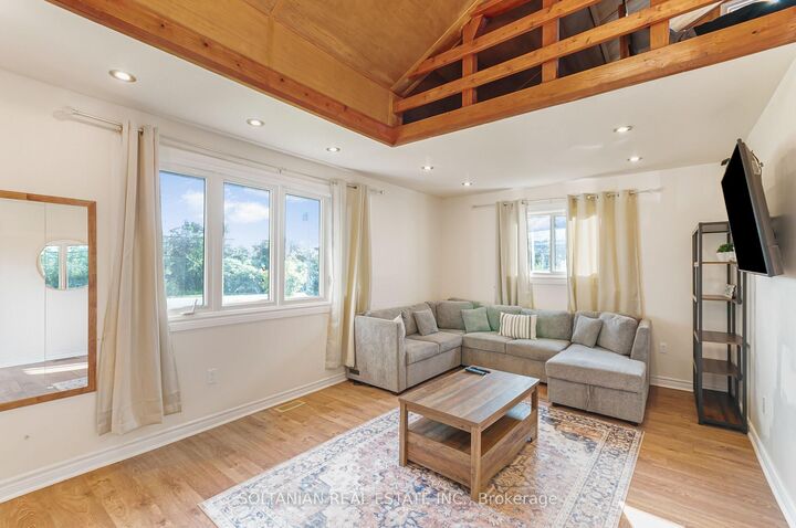 Property Photo:  92 Victoria Avenue  ON L0K 1A0 