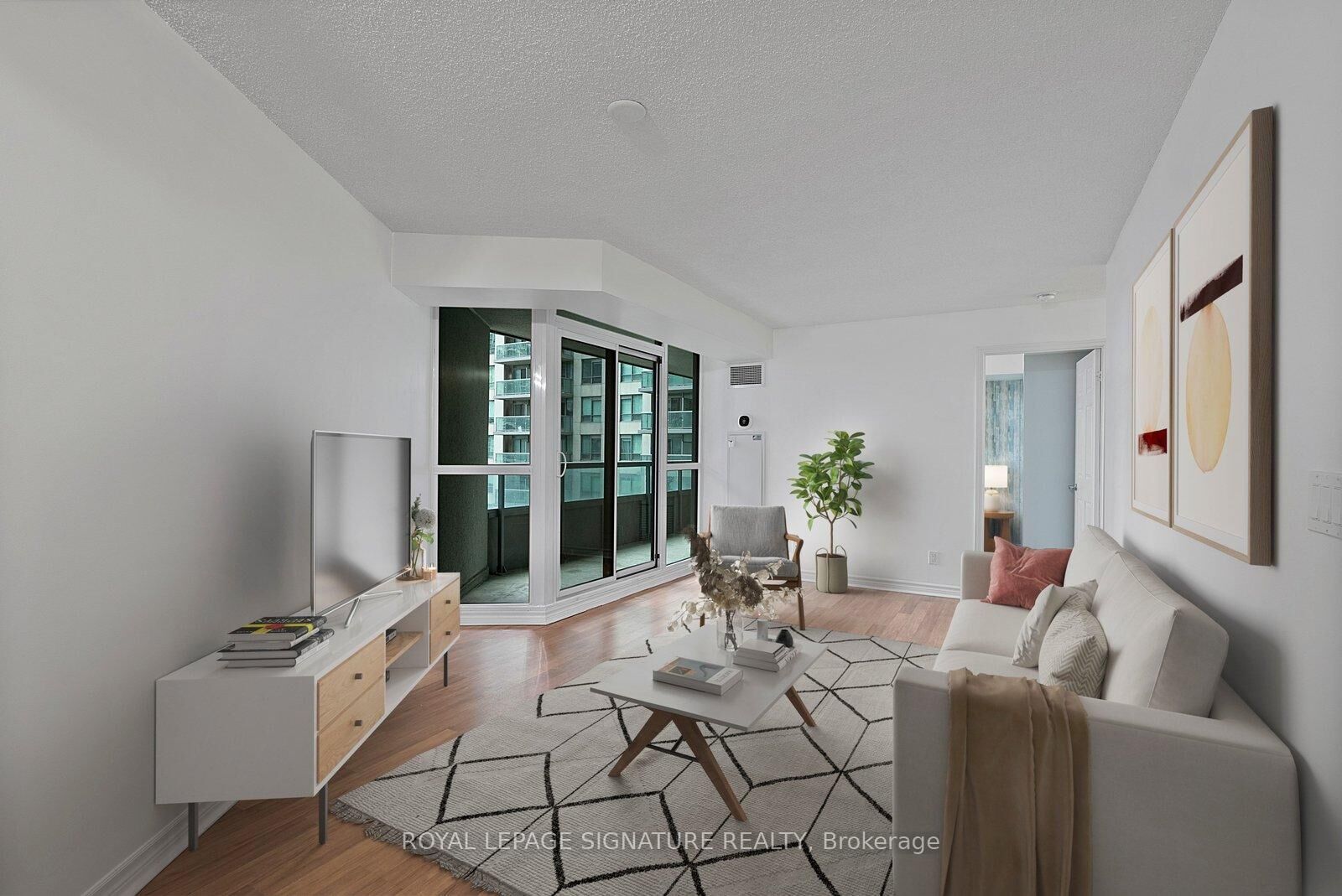 Property Photo:  19 Grand Trunk Crescent 801  ON M5J 3A3 