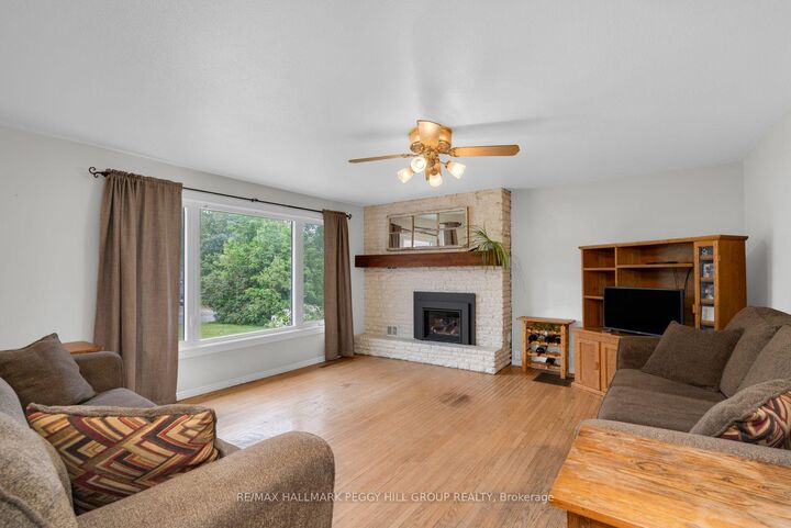 Property Photo:  318 Percy Street  ON L0K 2C0 
