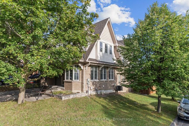 Property Photo: 2364 Winlord Place ON L1L 0B9