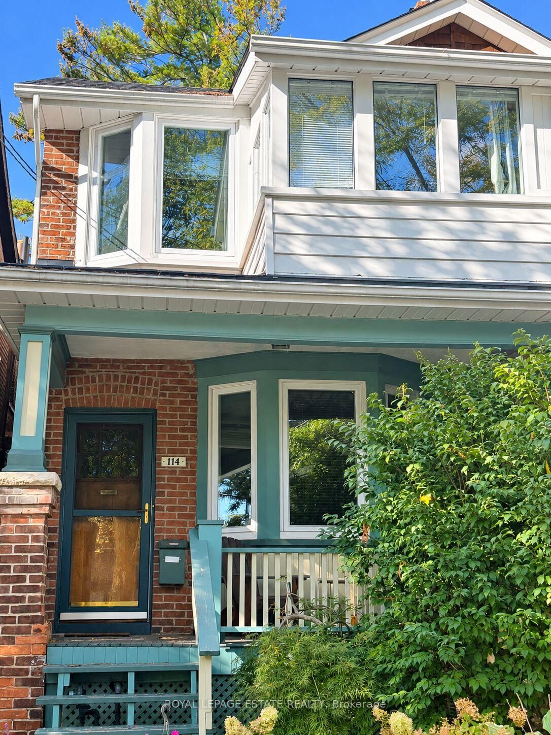 Property Photo:  114 Arundel Avenue  ON M4K 3A4 