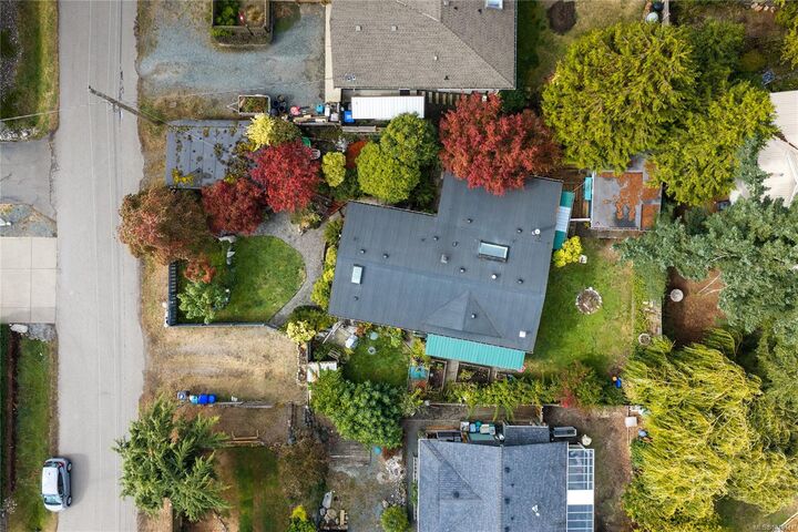 Property Photo:  1404 Pilot Way  BC V9P 9B6 