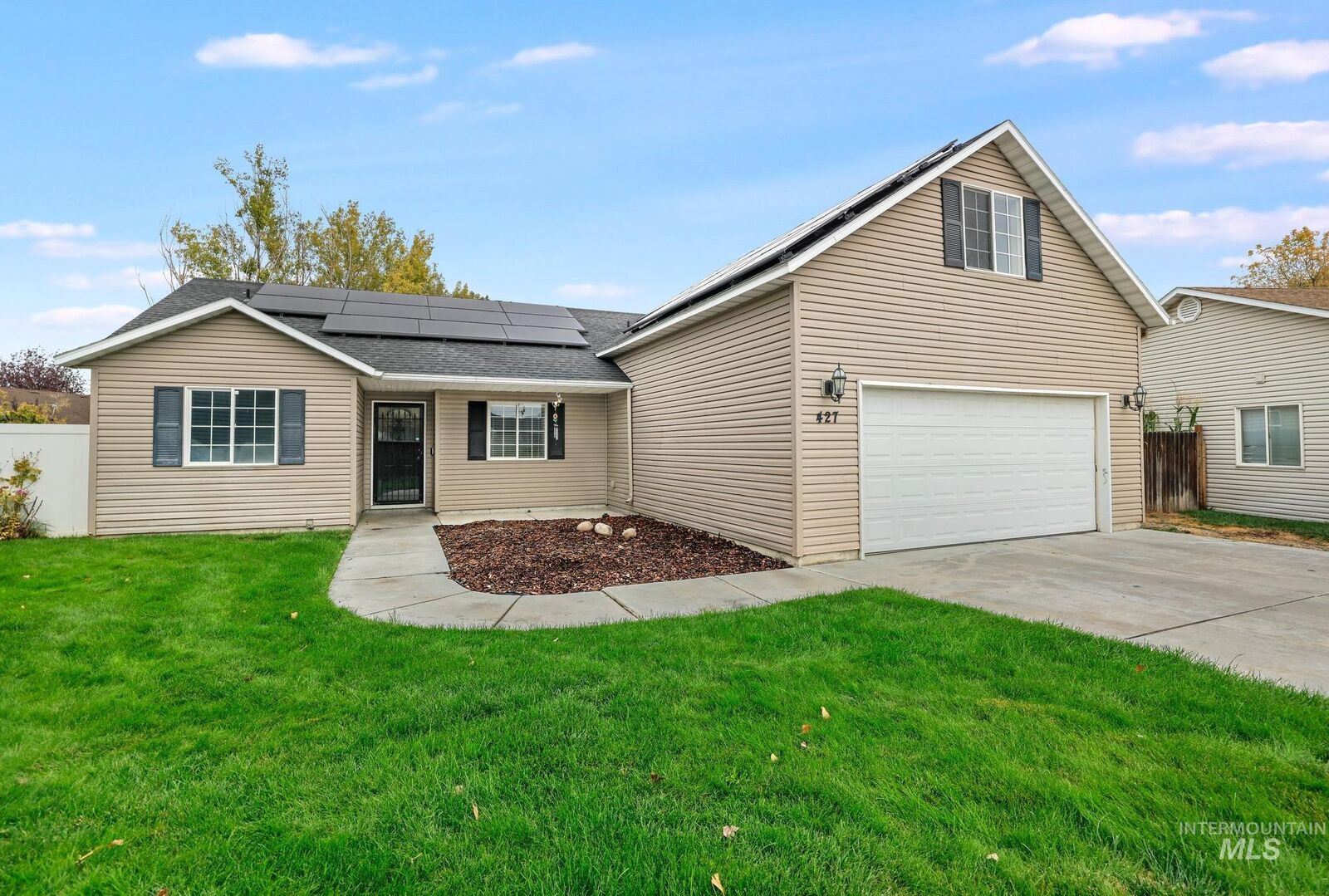 Property Photo:  427 Clover Ave  ID 83301 