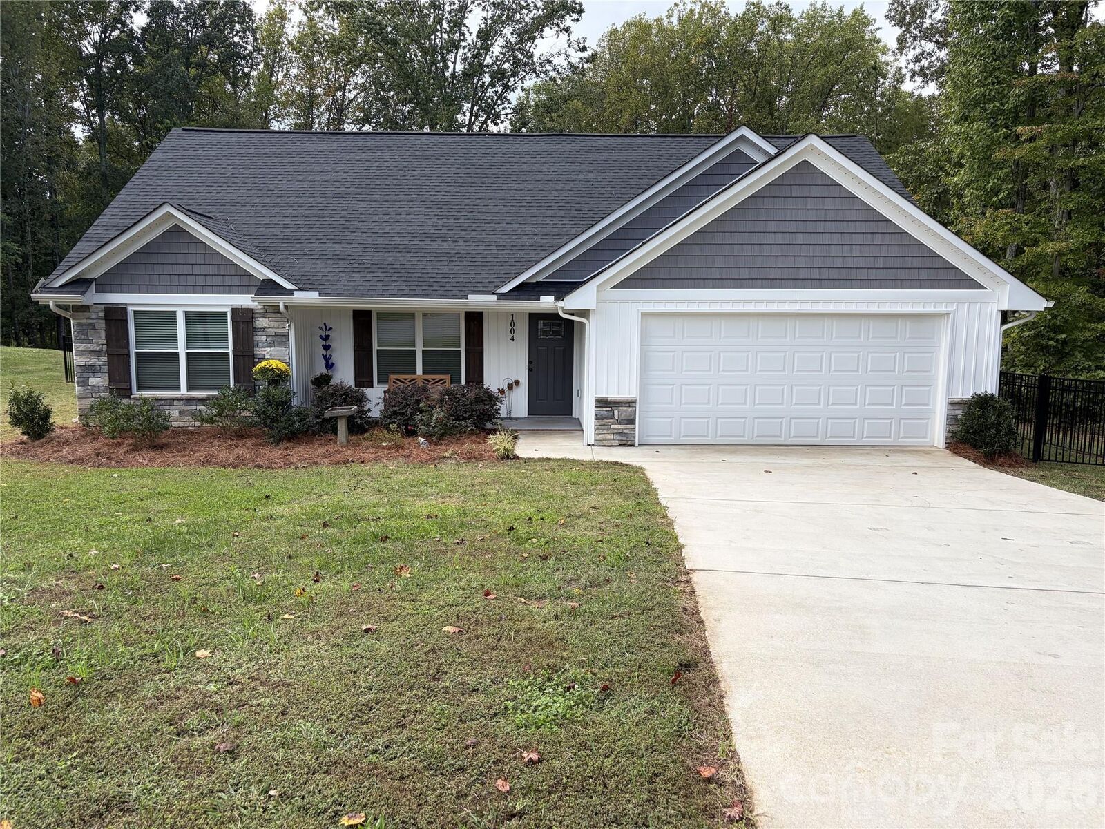 Property Photo:  1004 Osprey Lane  NC 28023 