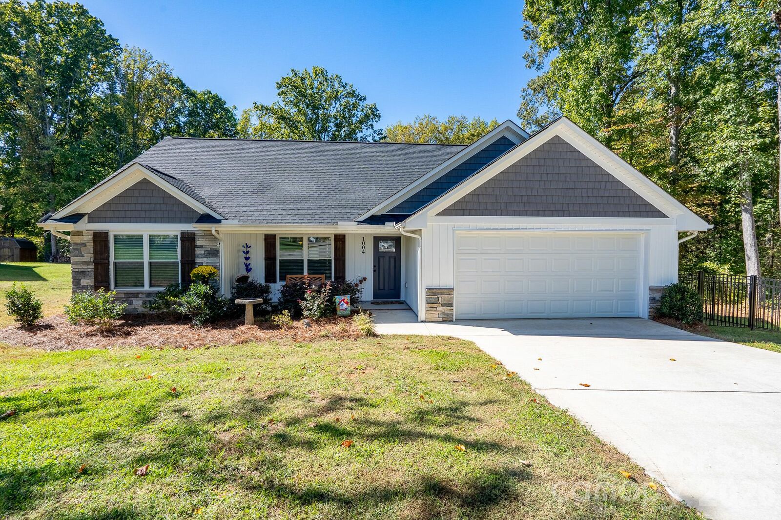 Property Photo:  1004 Osprey Lane  NC 28023 