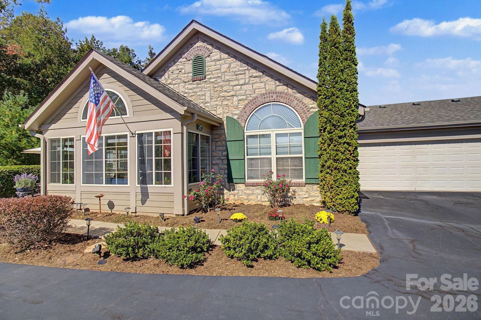 Property Photo: 47 Outlook Circle NC 28778