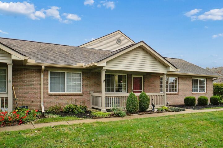 Property Photo:  4298 Wincove Drive  OH 43125 
